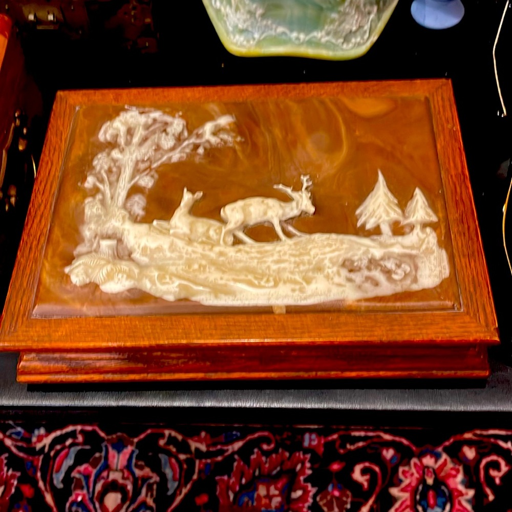 Vintage Dante Incolay Stone Jewelry box with deer scene. Royal Oak Wood.🪵 👀